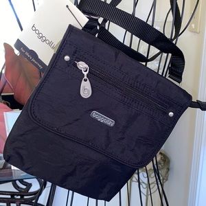 Baggallini crossbody
